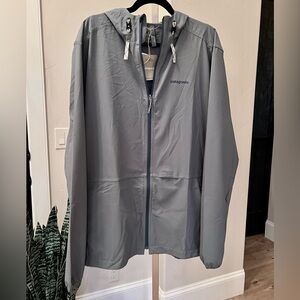 Patagonia Men's Slate Nouvea Green (gray/green) Lightweight Jacket